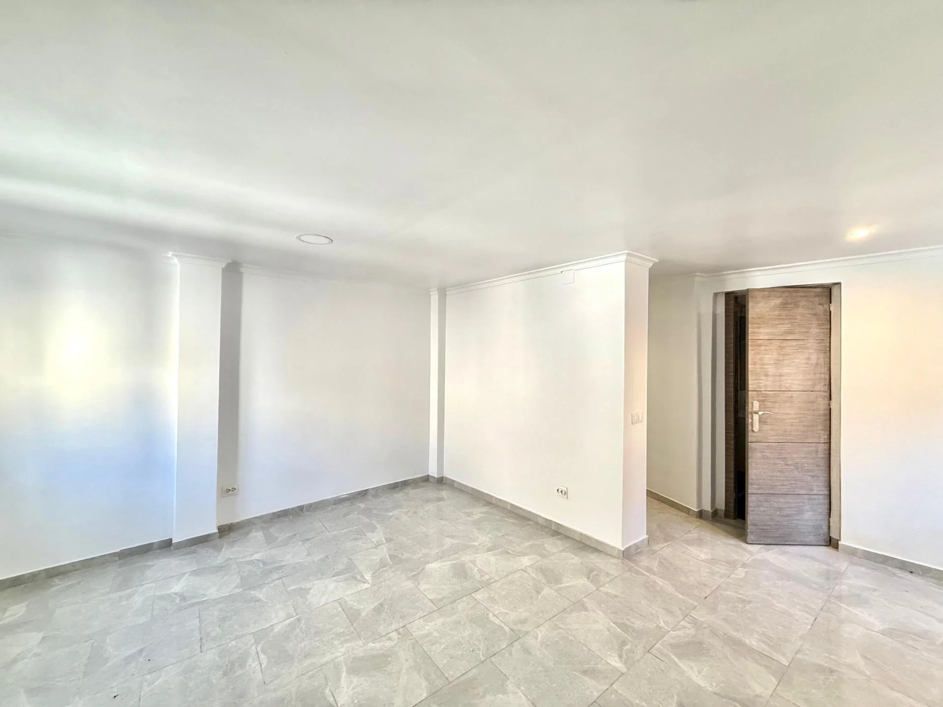 Casa reformada en Alzira con potencial