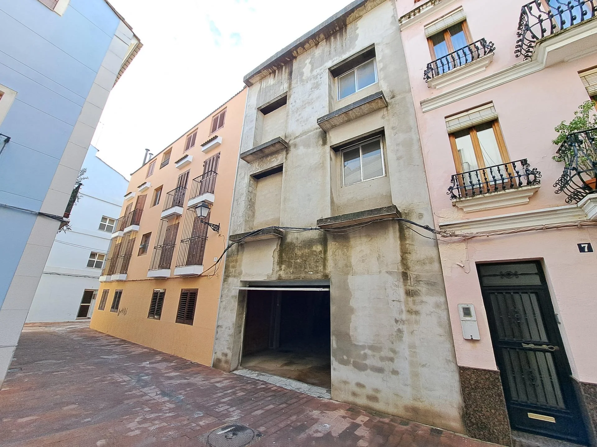 Central Alzira project house, 237 m²