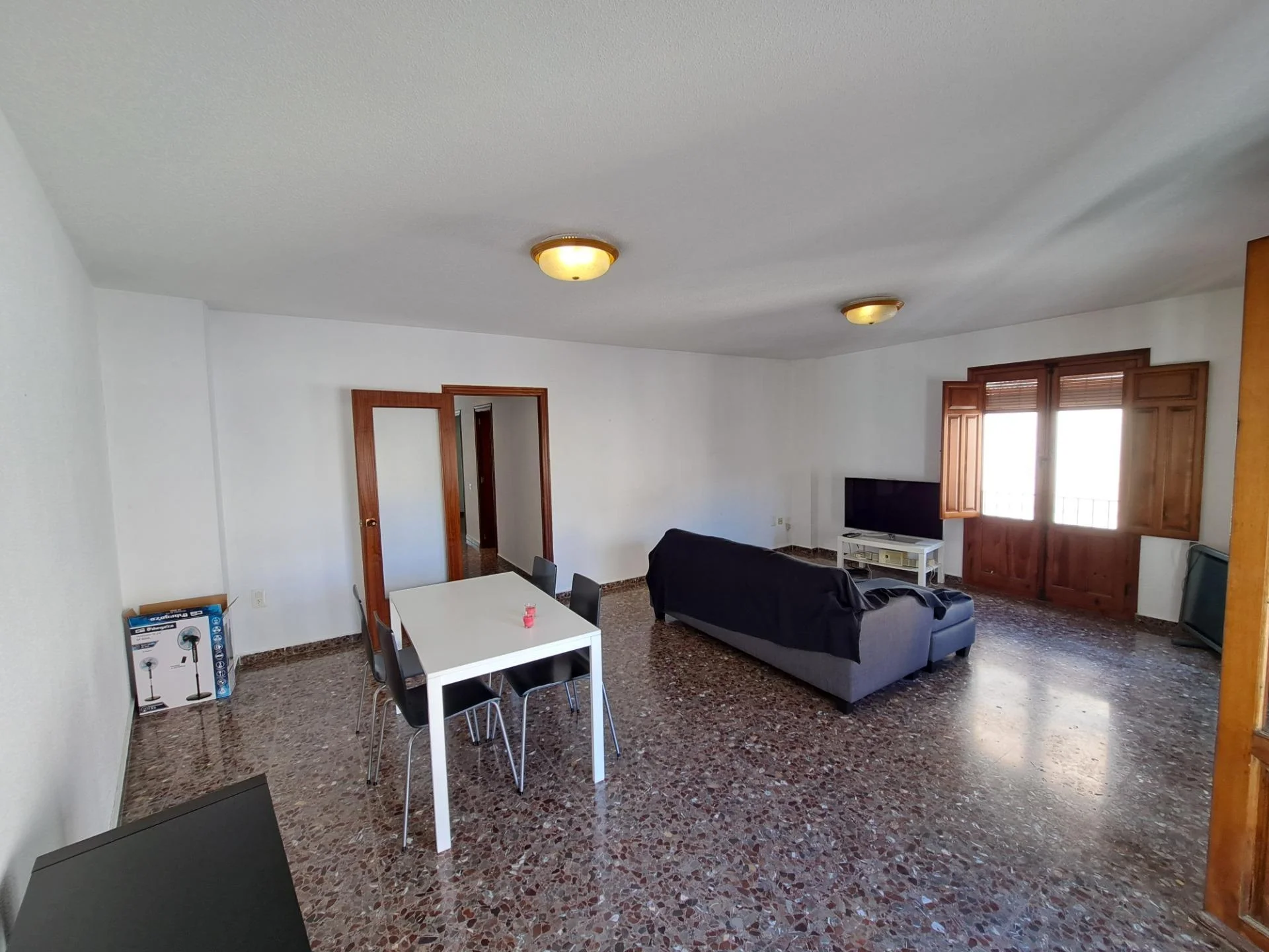 Central three-bedroom flat, 126 m²