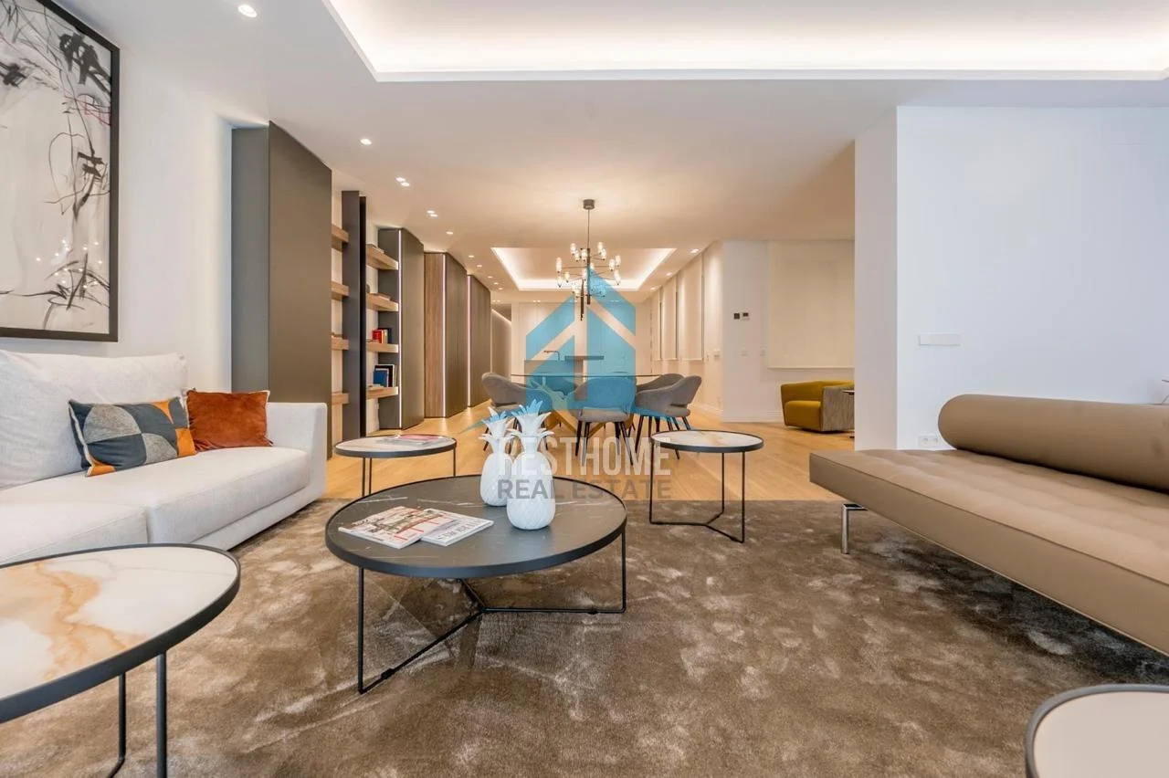 Piso reformado en Madrid centro, tres suites