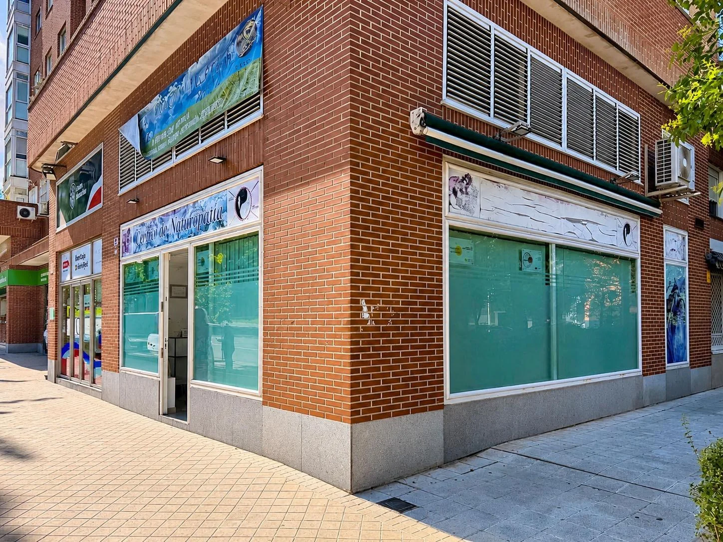 Local comercial en Portazgo, 130 m²