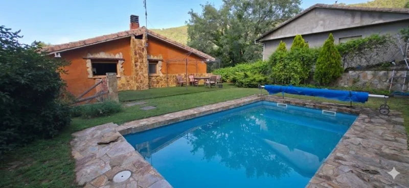 Independent chalet near lake, 3 bedrooms
