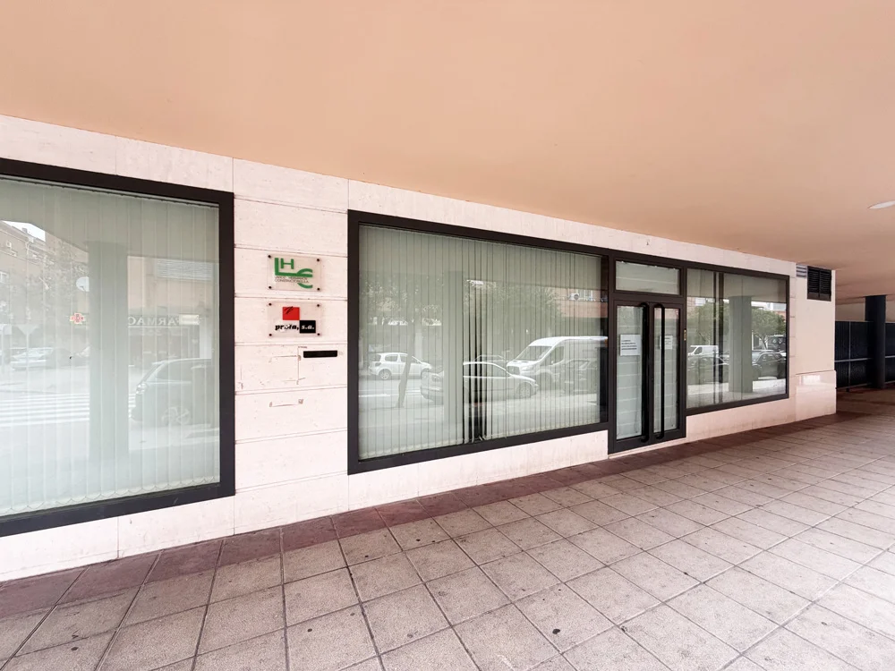 Local de oficinas en Pinto, 165 m²