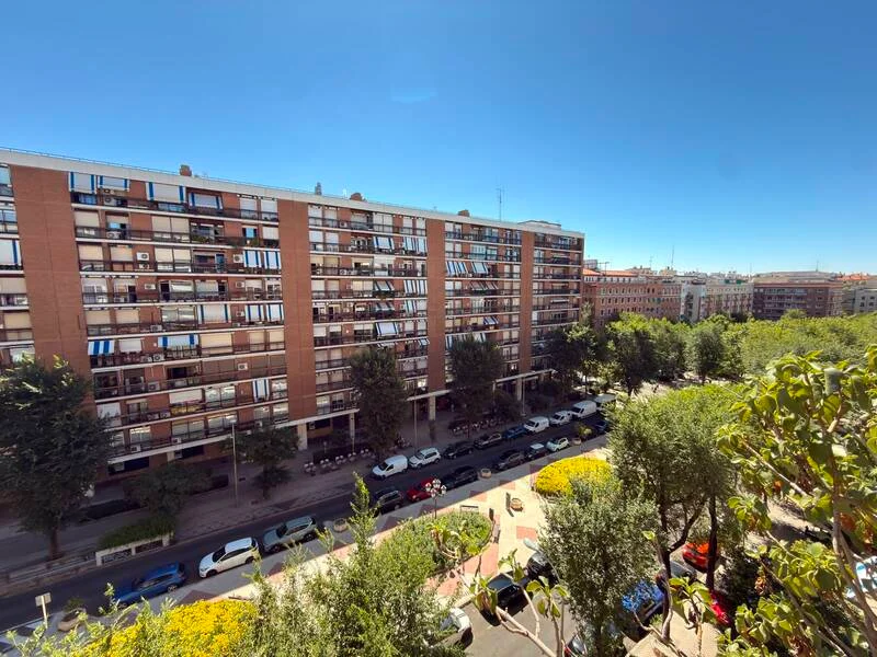 Piso para reformar en Chamberí, 167 m²