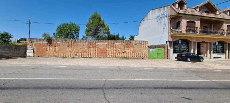 Urban plot with 66m² construction