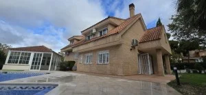 Casa de lujo con piscina cerca de Madrid