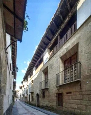 Palacio histórico con potencial para eventos