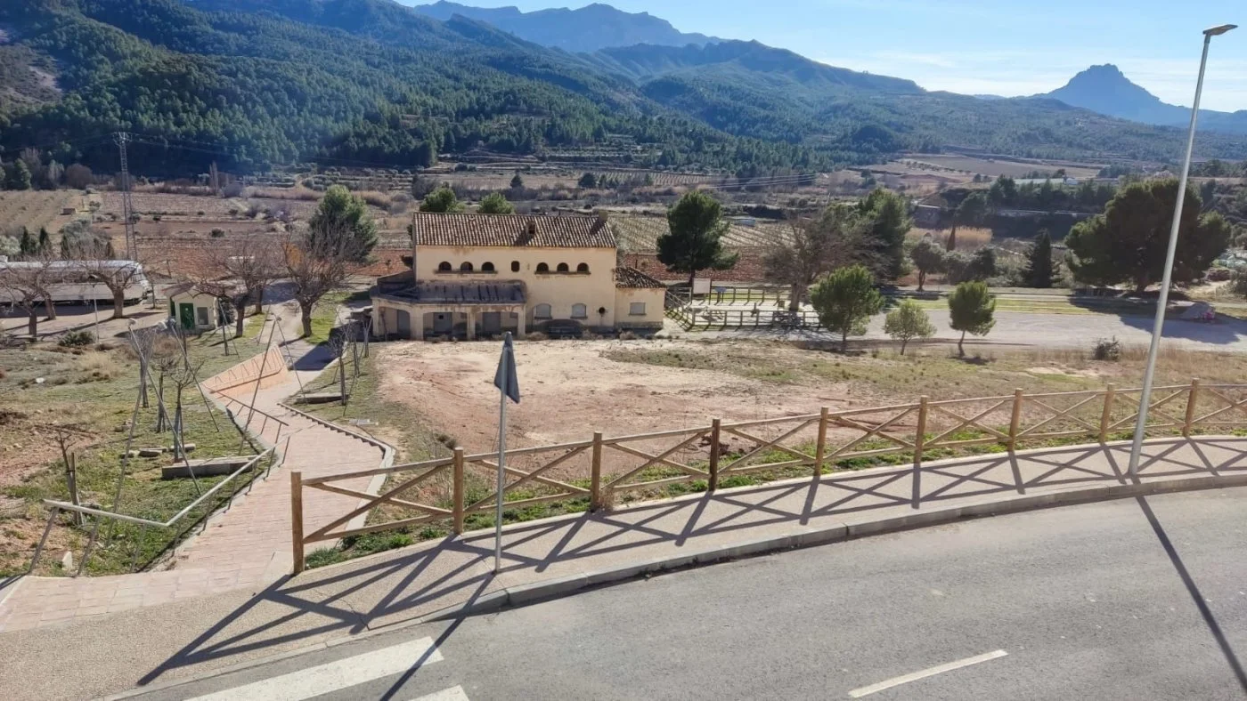 Solar urbanizable en Bot, 3.044 m²