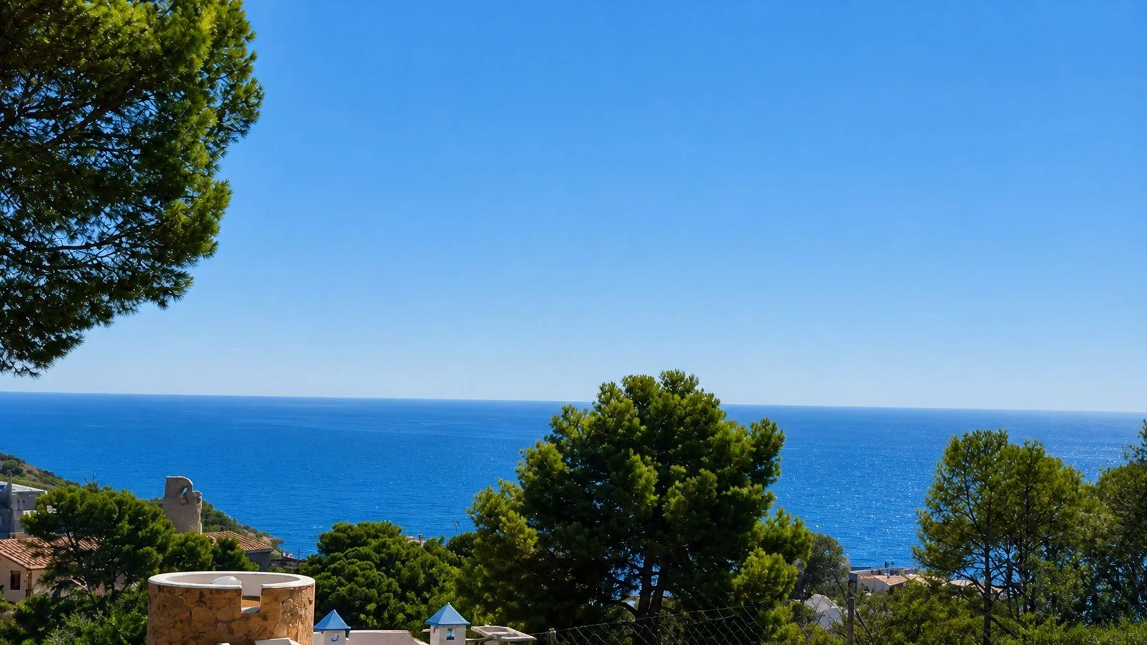 Urban Garraf plot with sea views