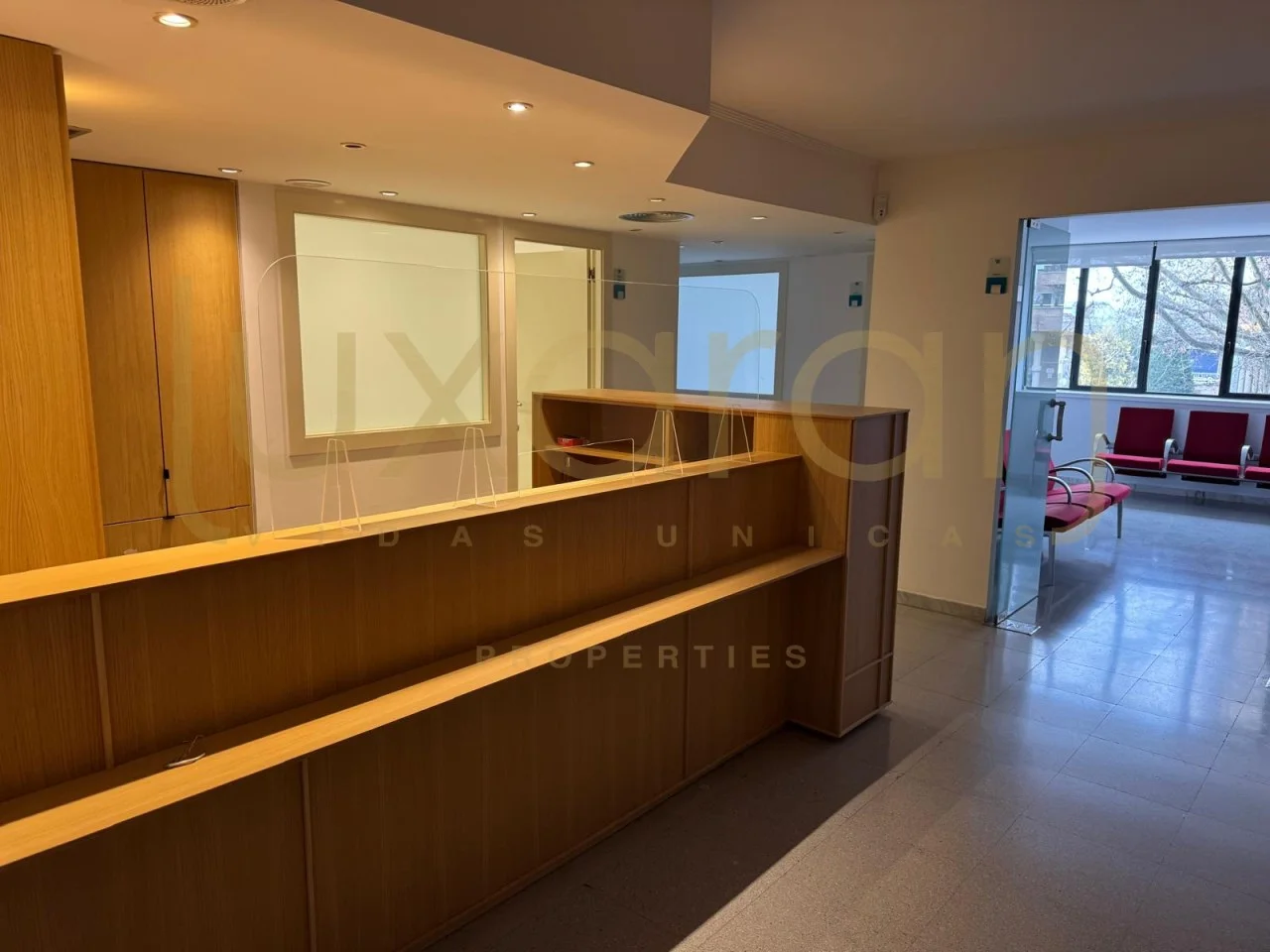 Local clínico en Mariola, 220 m²