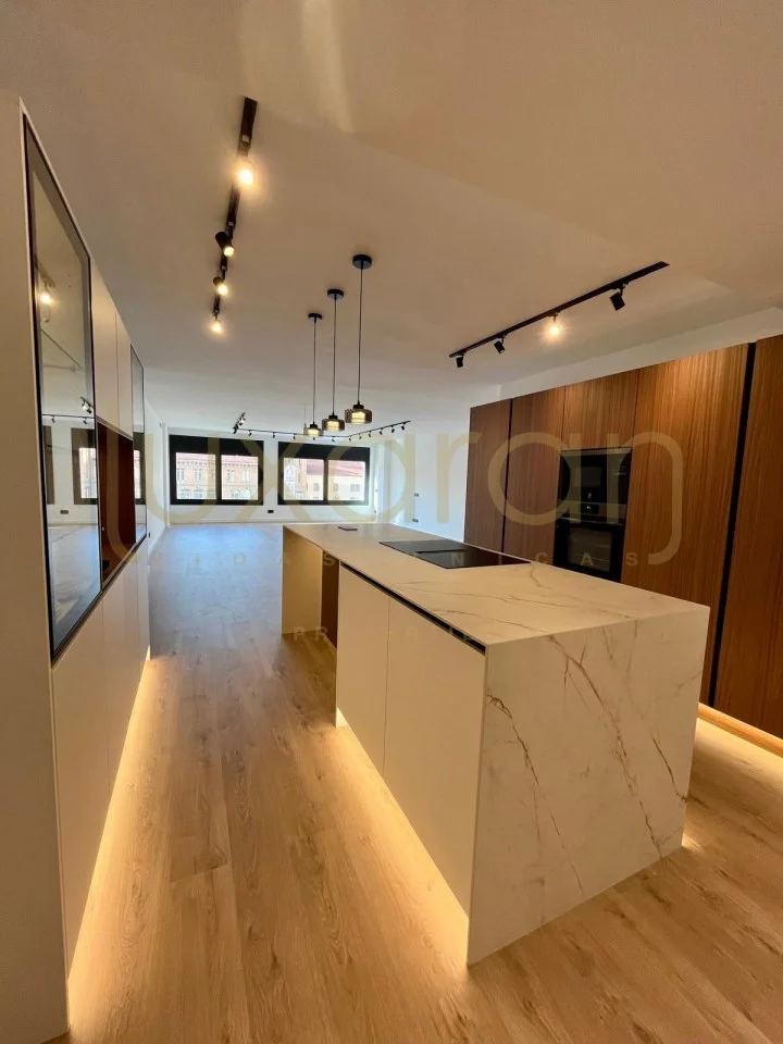 New flat in Lleida, 4 bedrooms