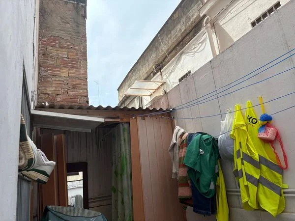 Renovation-ready 160 m² local in Torrassa