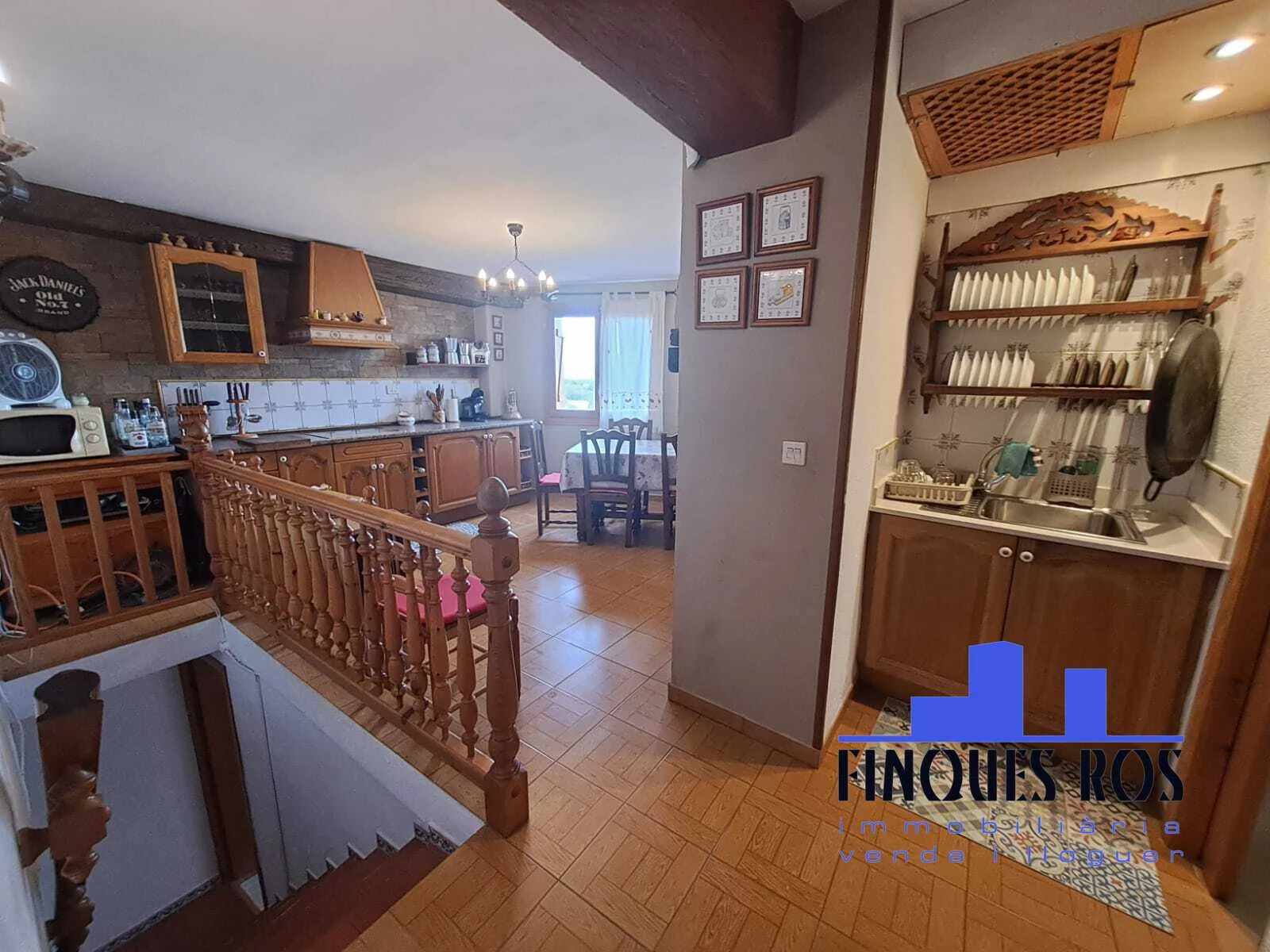 Three-bedroom rural house with fireplace