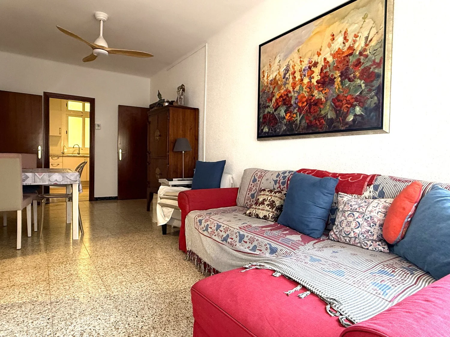 Central Sant Boi flat, 3 bedrooms