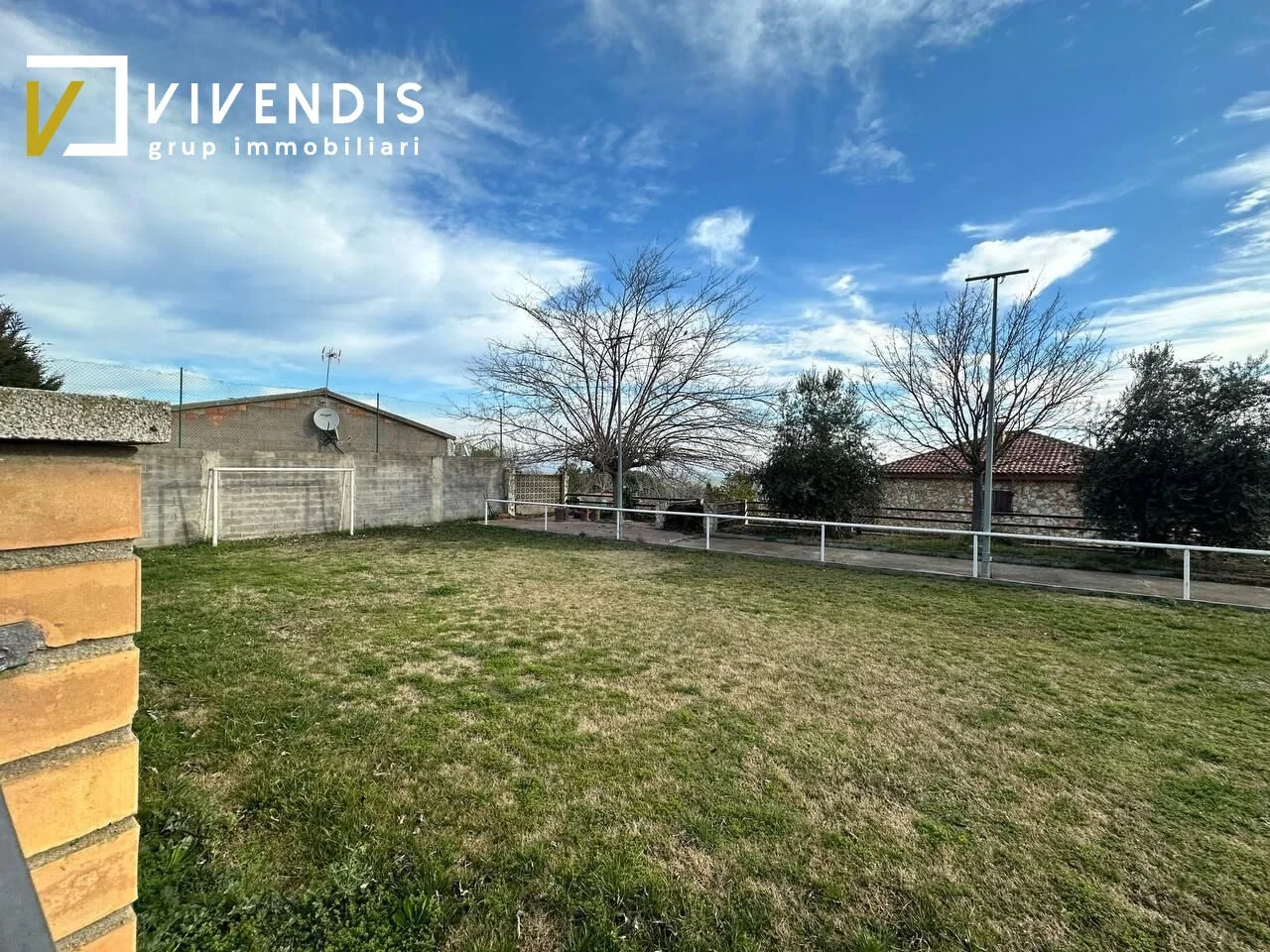 400 m² buildable plot near Lleida