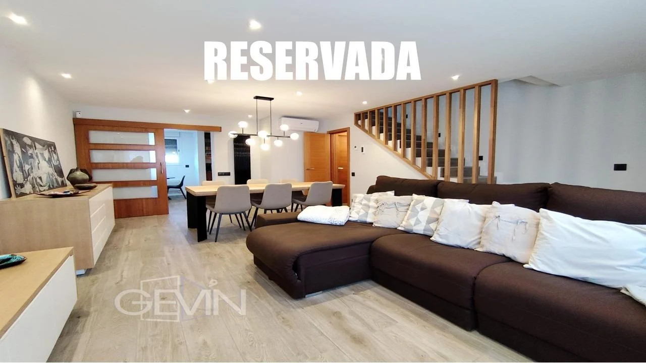 Reformed townhouse in Terrablanca, three bedrooms