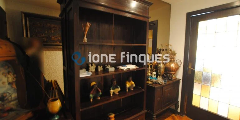Spacious Bonanova flat, four bedrooms