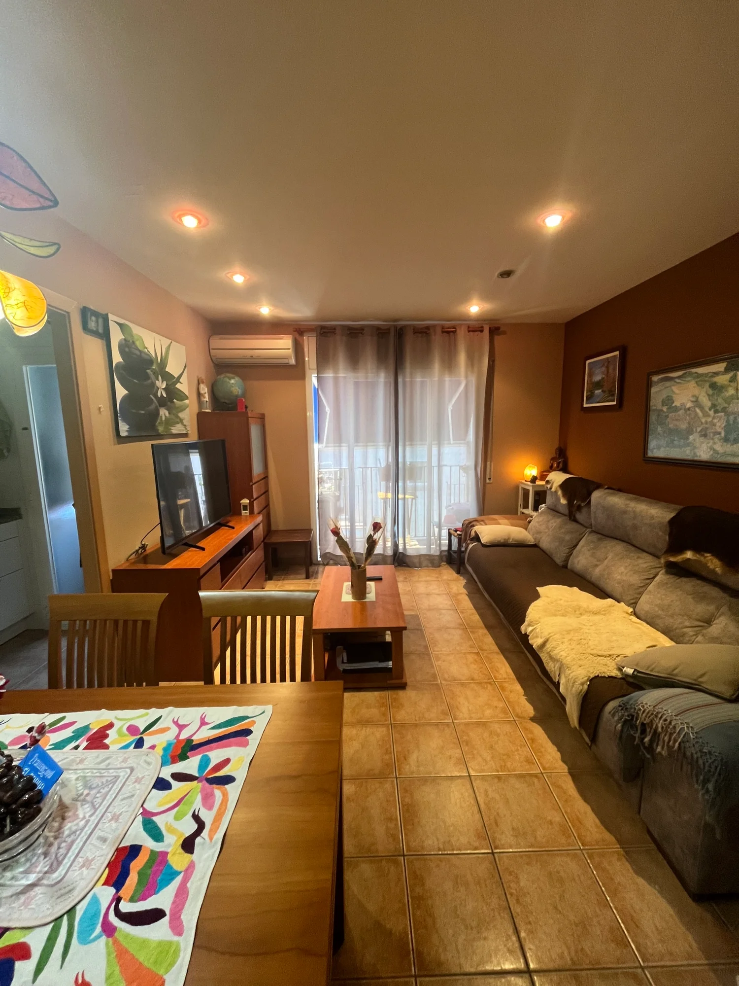 Two-bedroom flat in Poble Sec