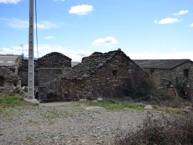 Urban plot with rehabilitable borda