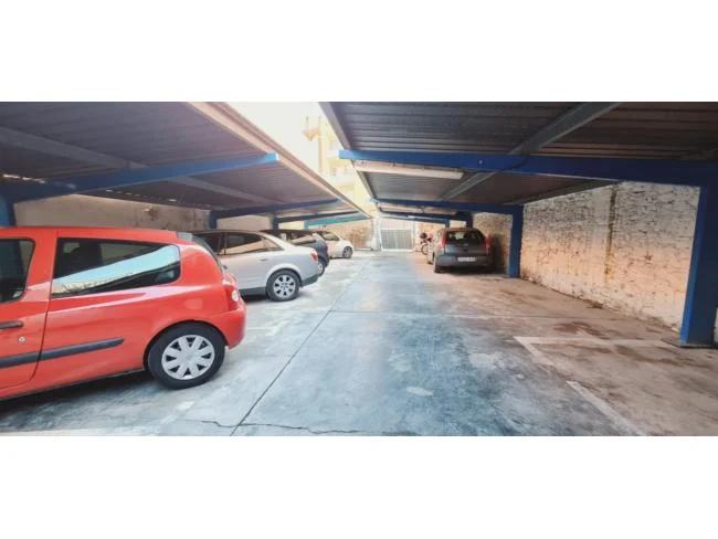 Solar edificable en Lledoner para seis pisos