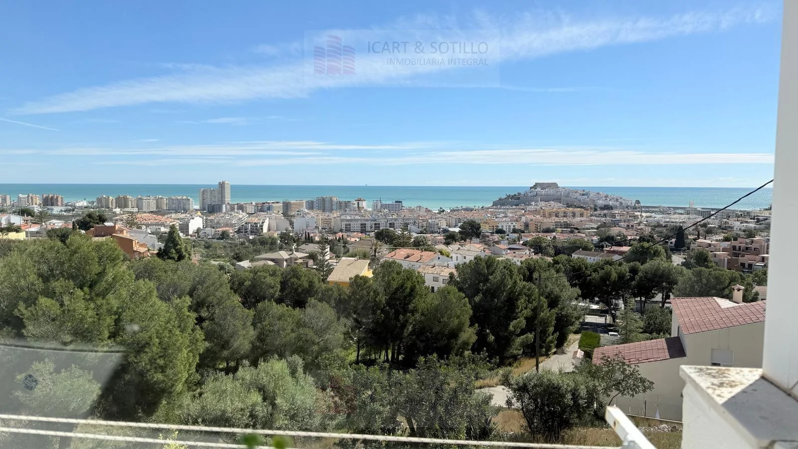 Piso en planta baja con jardín y vistas