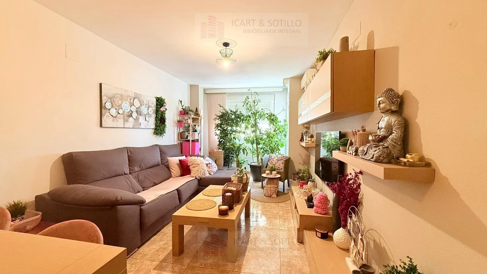 Bright central flat, 3 bedrooms