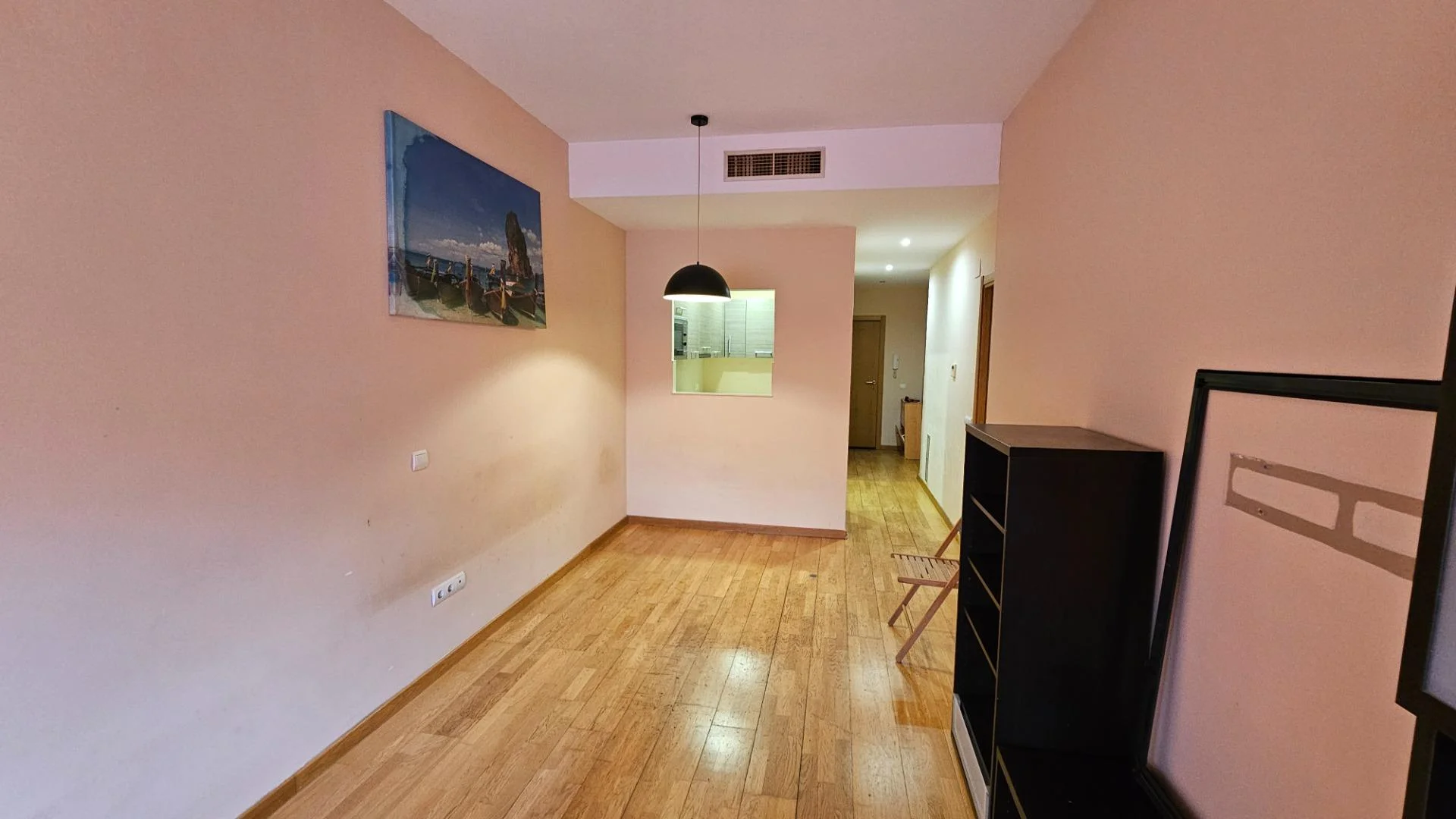 Original apartment with parking, Vinyols