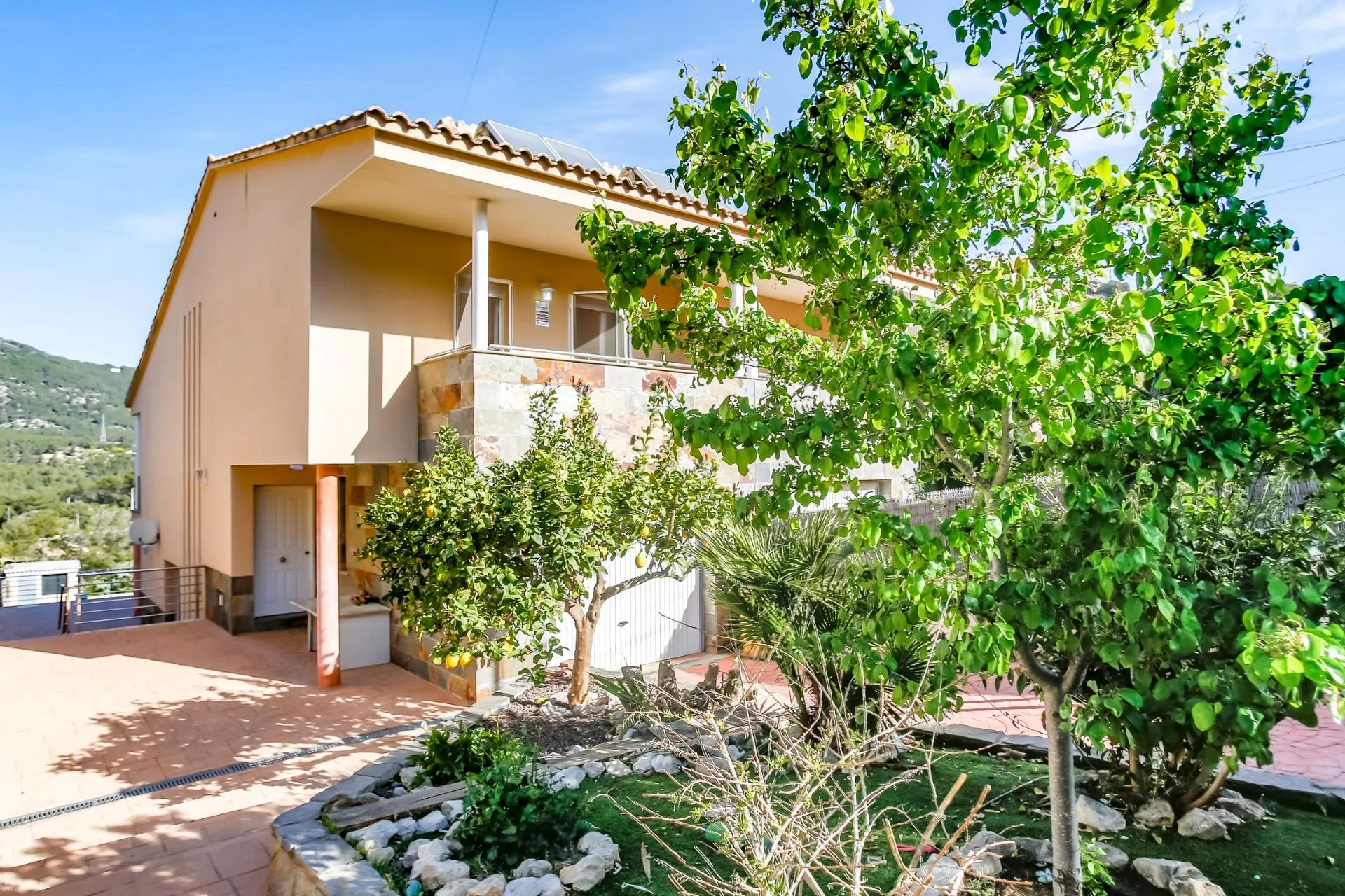 Private-pool townhouse in Les Palmeres