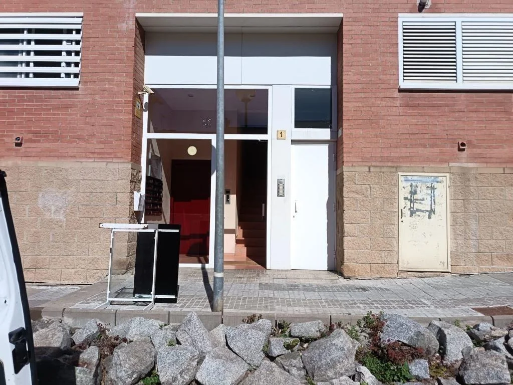 Piso para reformar en Piera, 3 dormitorios