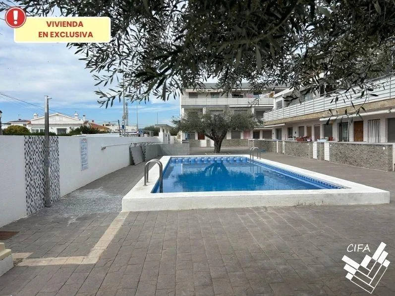 Piso luminoso con piscina y parking