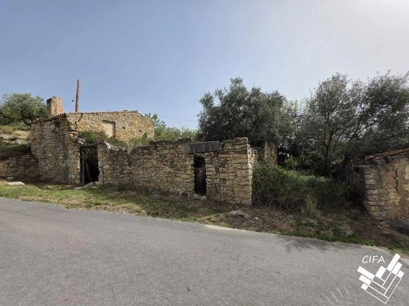 Ruined rural plot in Xert, 54 m²