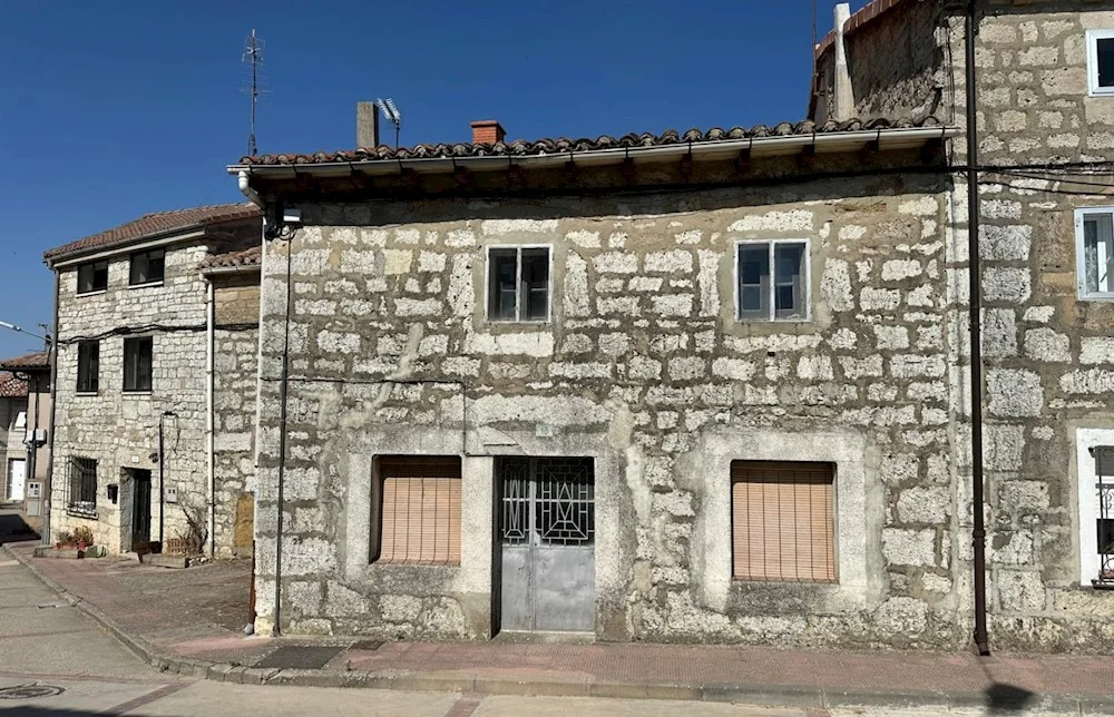 Casa de piedra cerca de Burgos para reformar