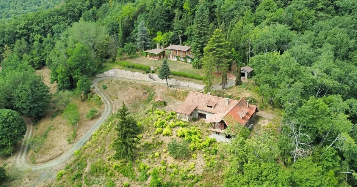 Finca en Garrotxa con dos casas