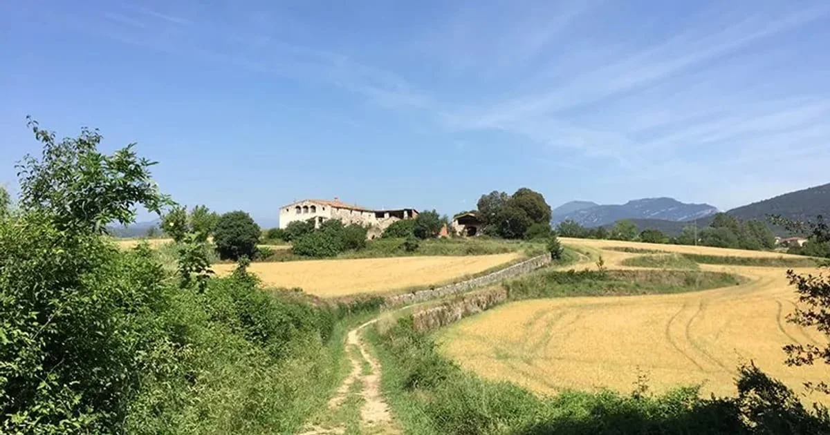 Historic masía with 27-hectare estate