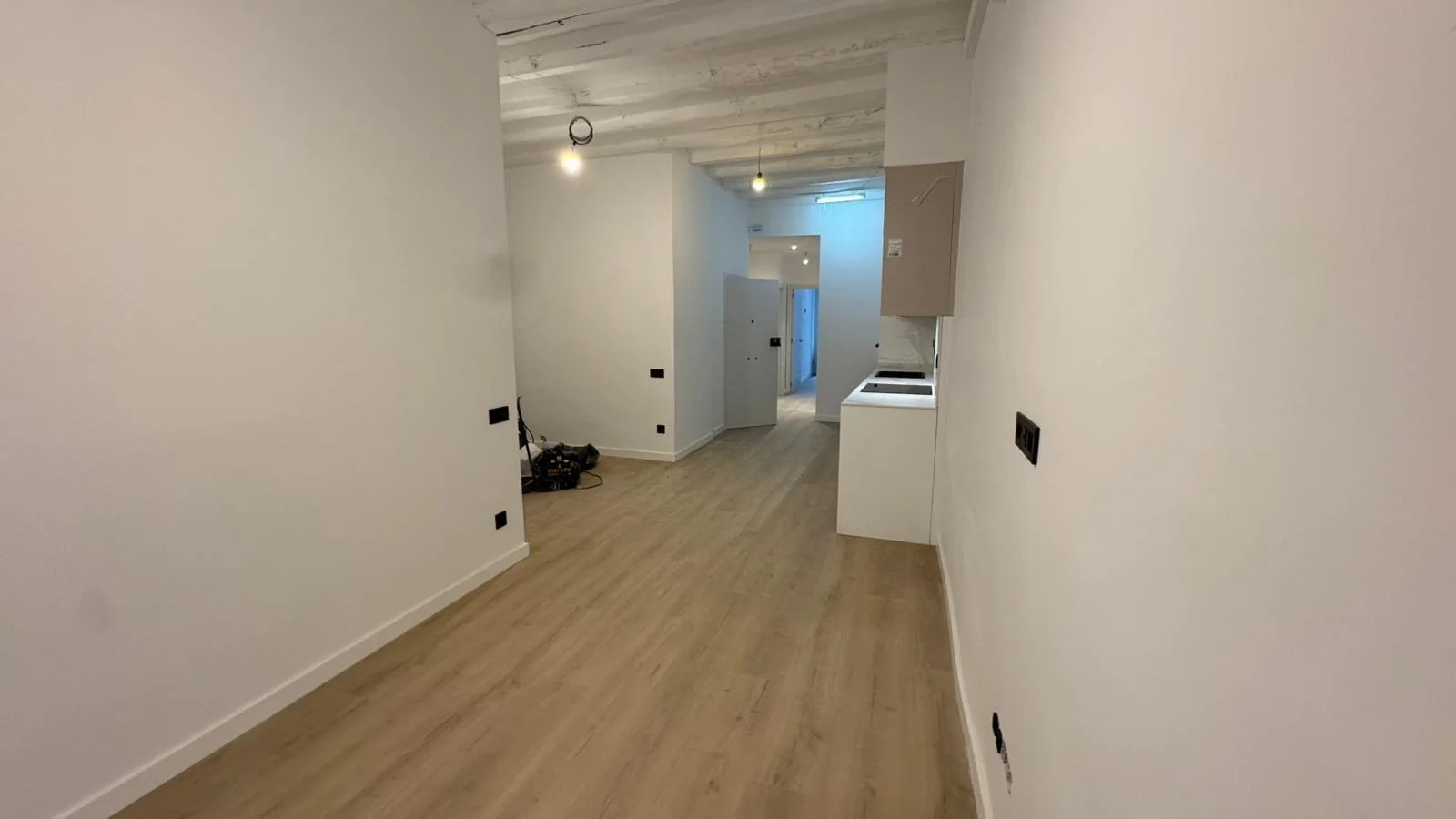 Piso reformado céntrico en Barcelona, 3 habitaciones