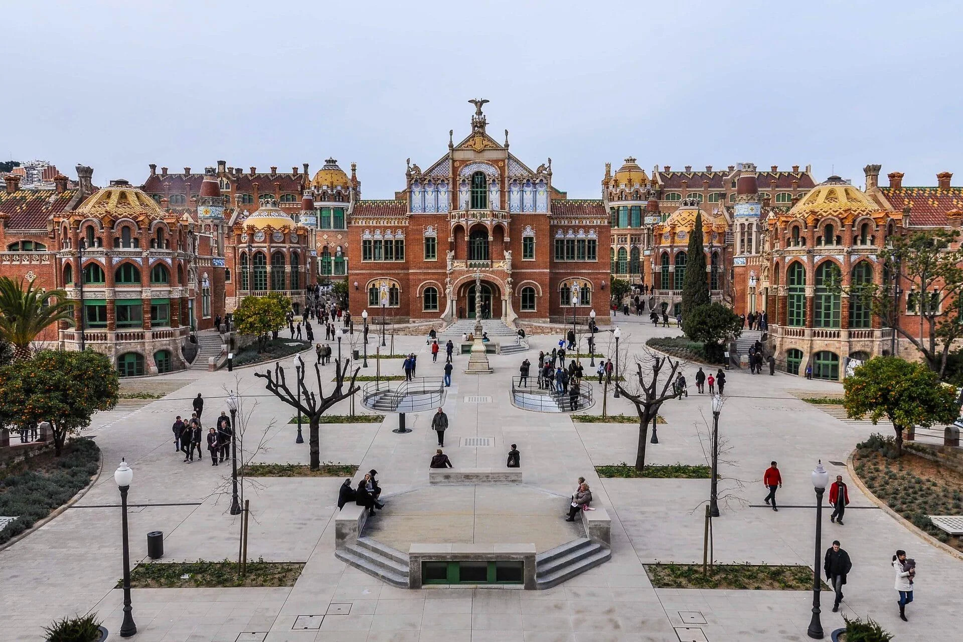 Piso para reformar en Eixample con terraza de 31 m²