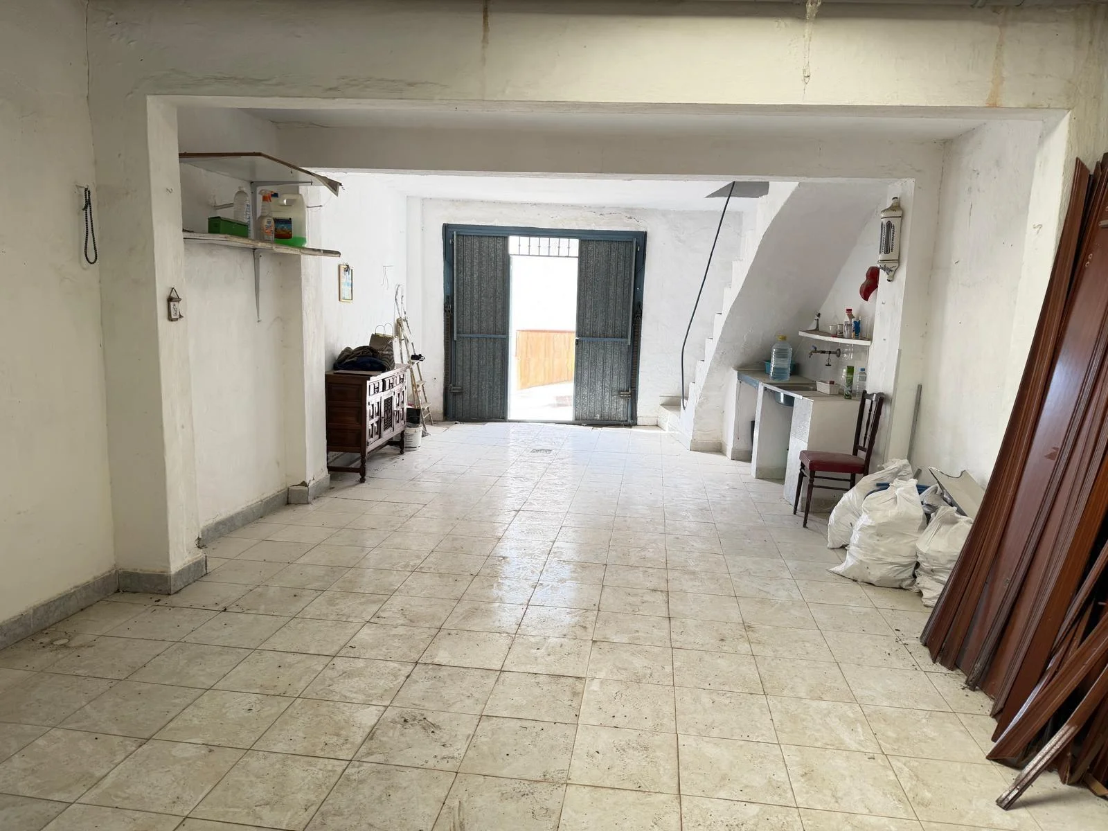 Spacious two-storey garage, 46 m²