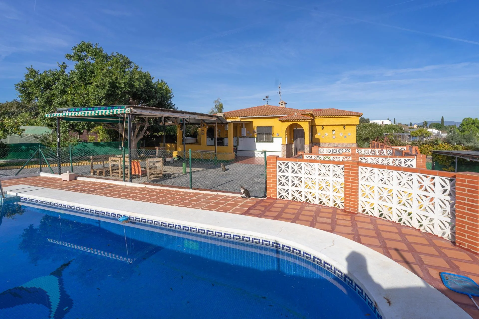 Rural chalet with pool near Málaga