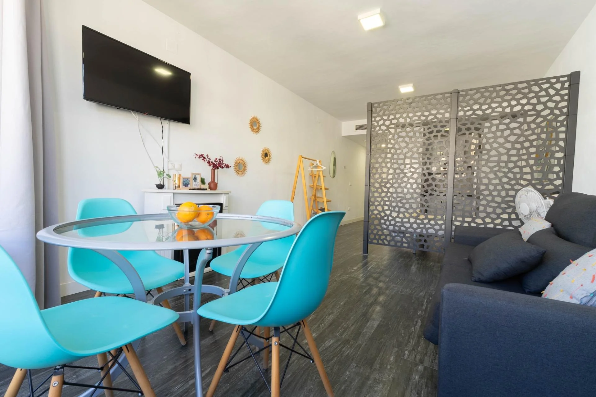 Beachfront studio with tourist licence