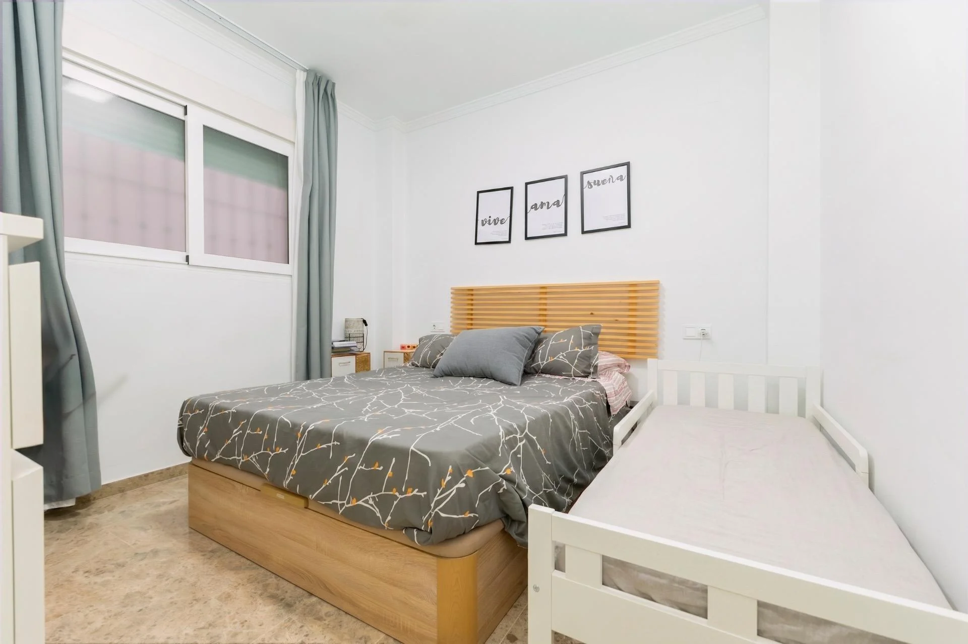 Apartamento costero moderno de 61 m²