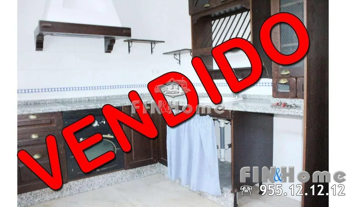 Four-bedroom house near Seville