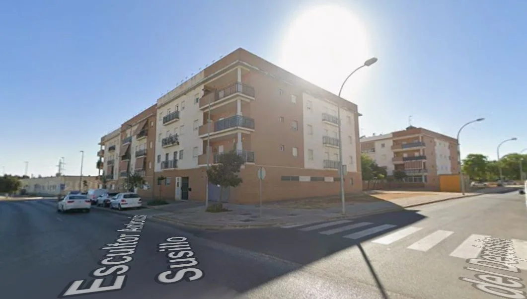 Well-kept storage unit in Utrera