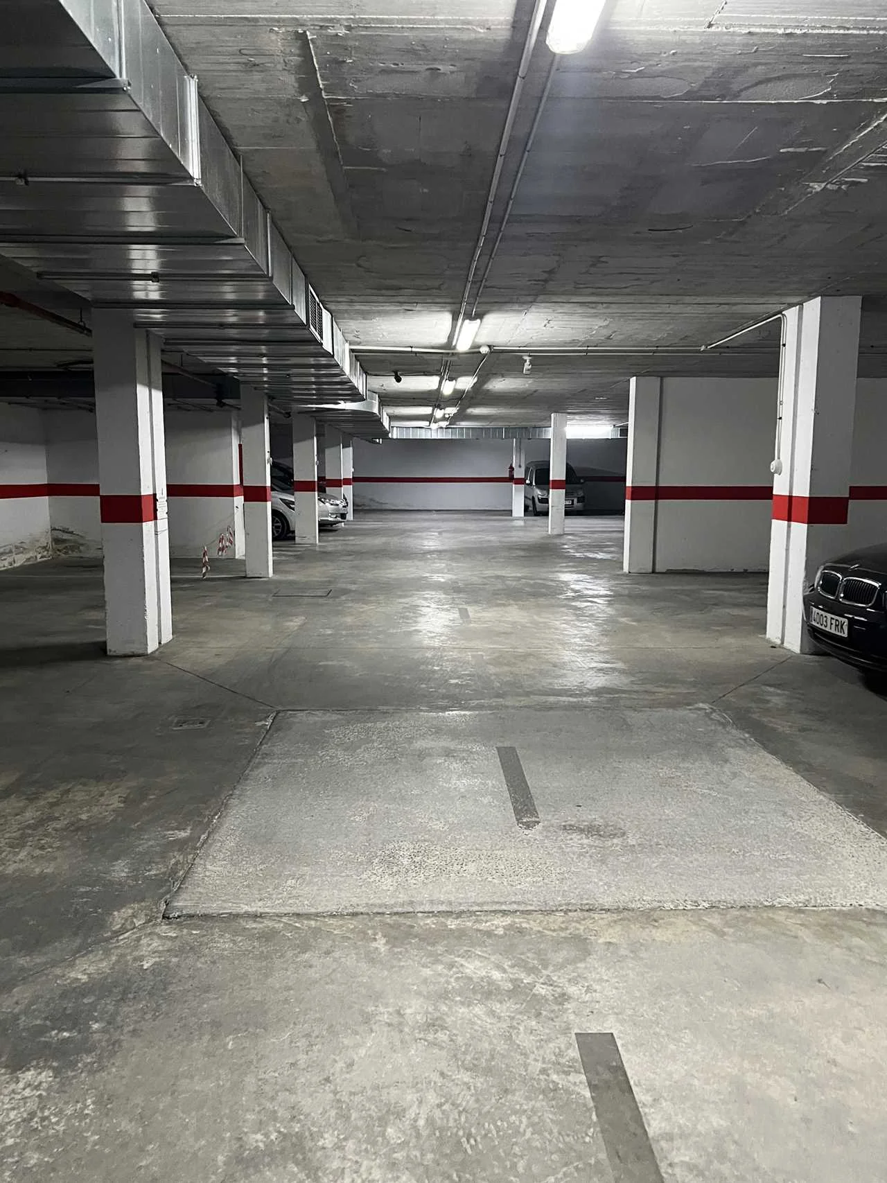 Plazas de garaje con trastero privado