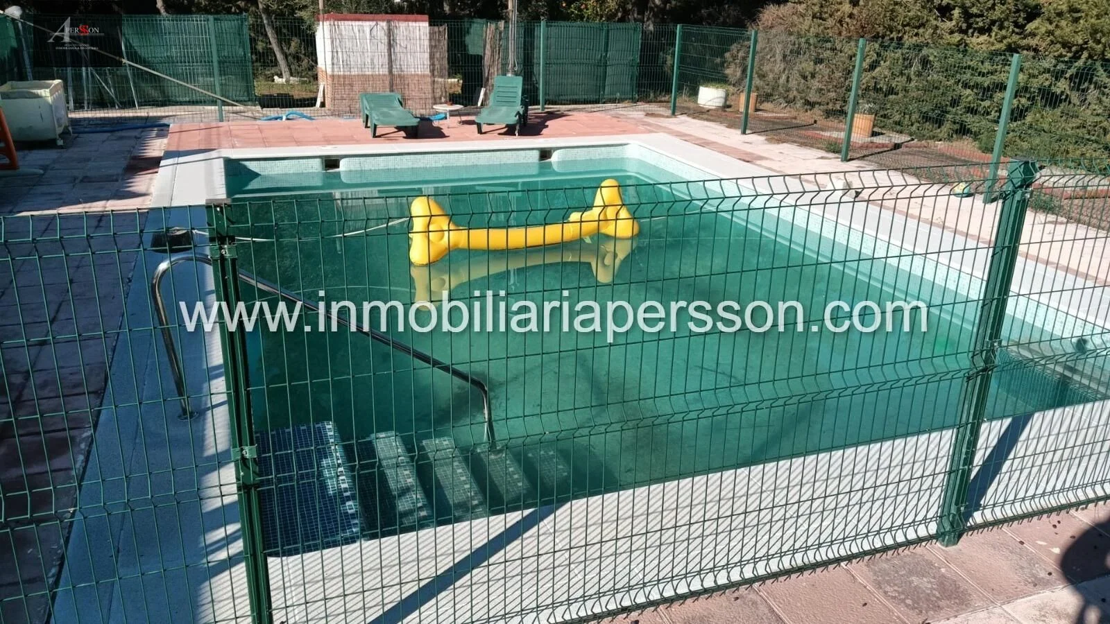 Chalet reformado con olivar productivo