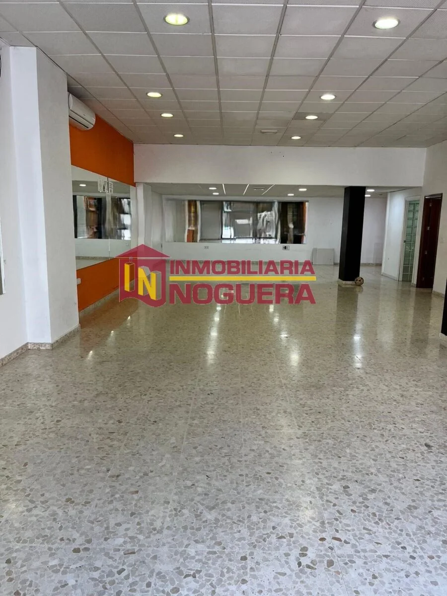 Local comercial en La Algodonera, 142 m²