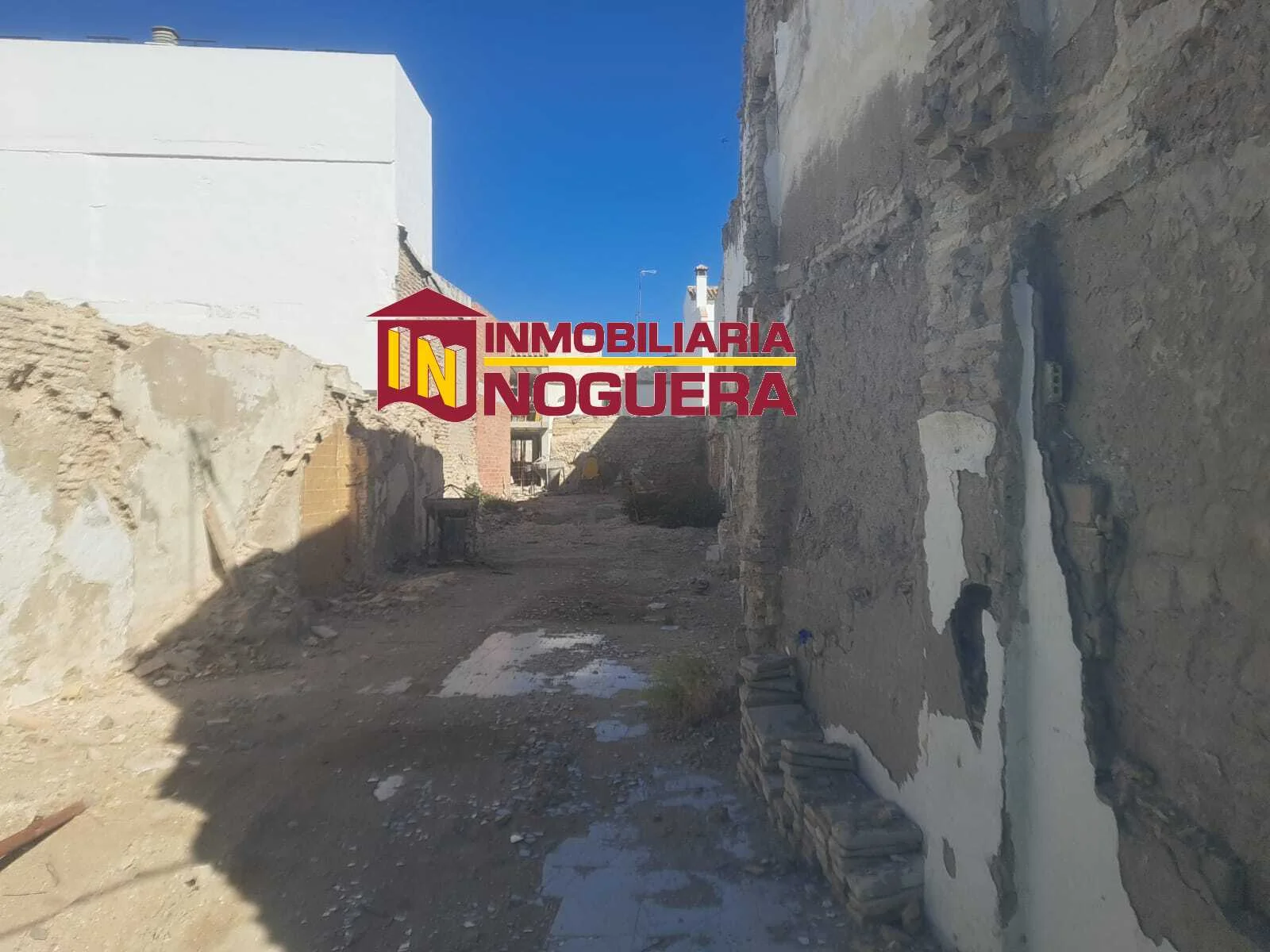 Solar céntrico en Écija con anteproyecto
