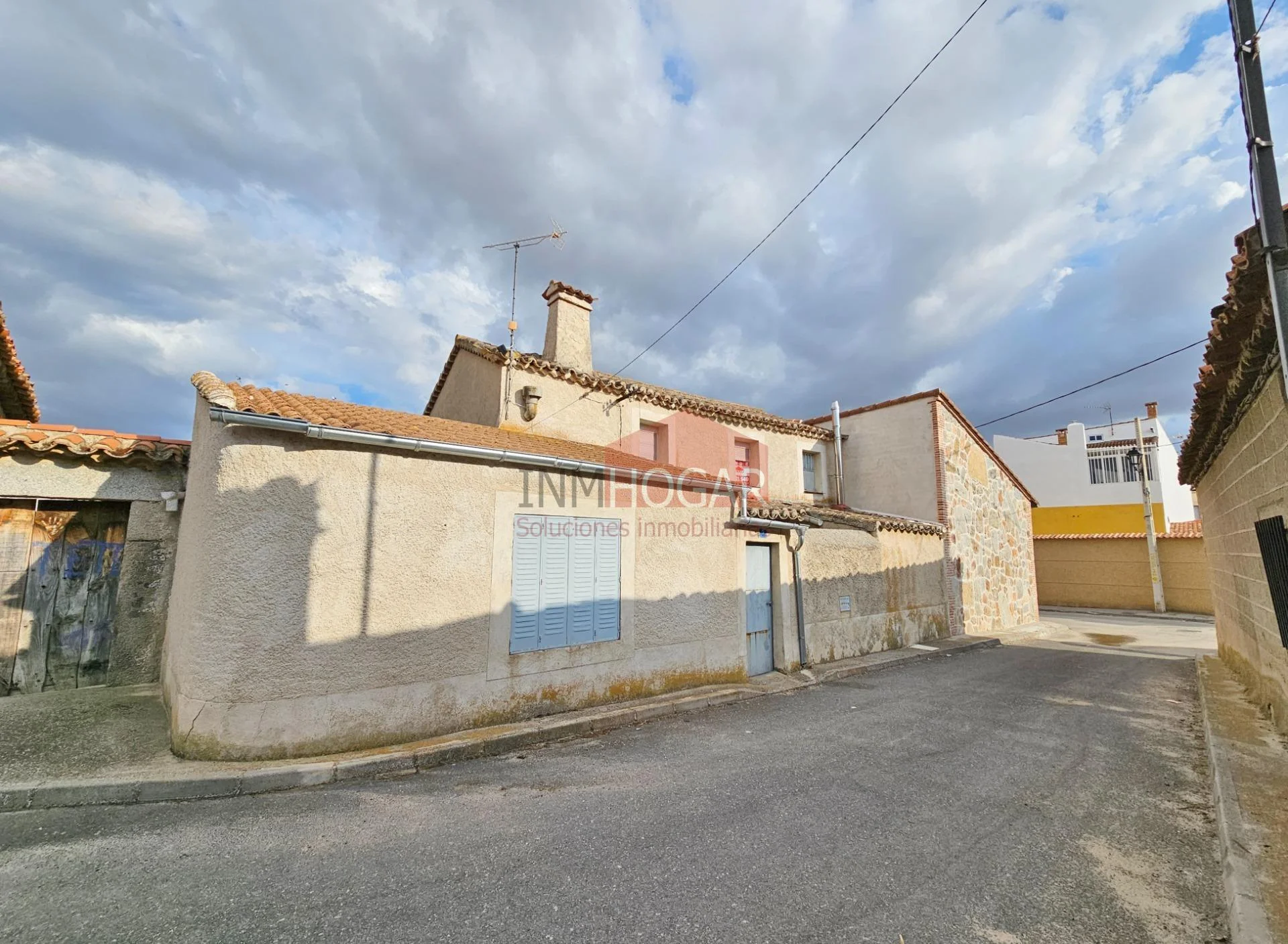 Renovation house near Ávila, 3 bedrooms