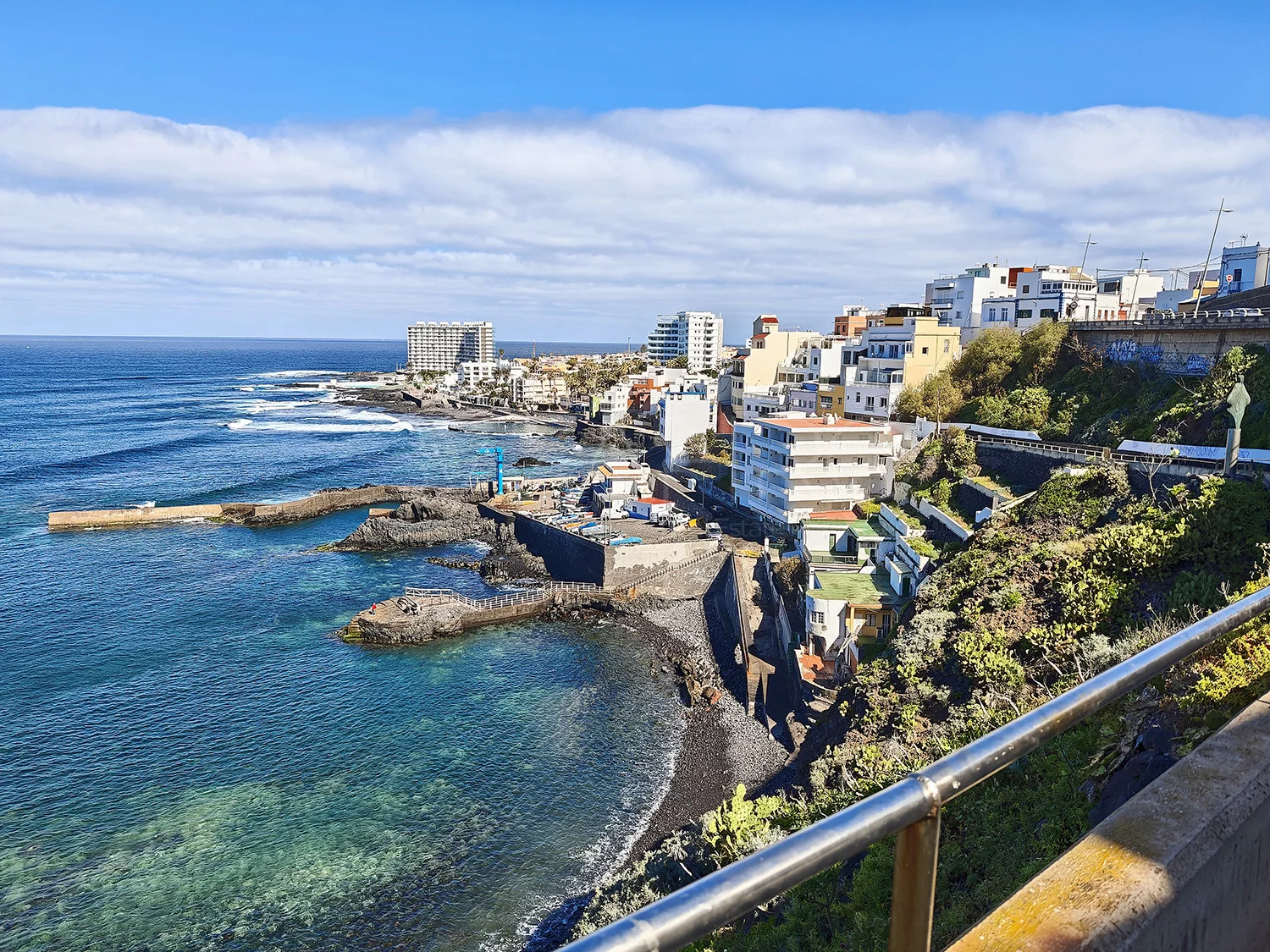 Spacious sea-view flat in Punta Hidalgo