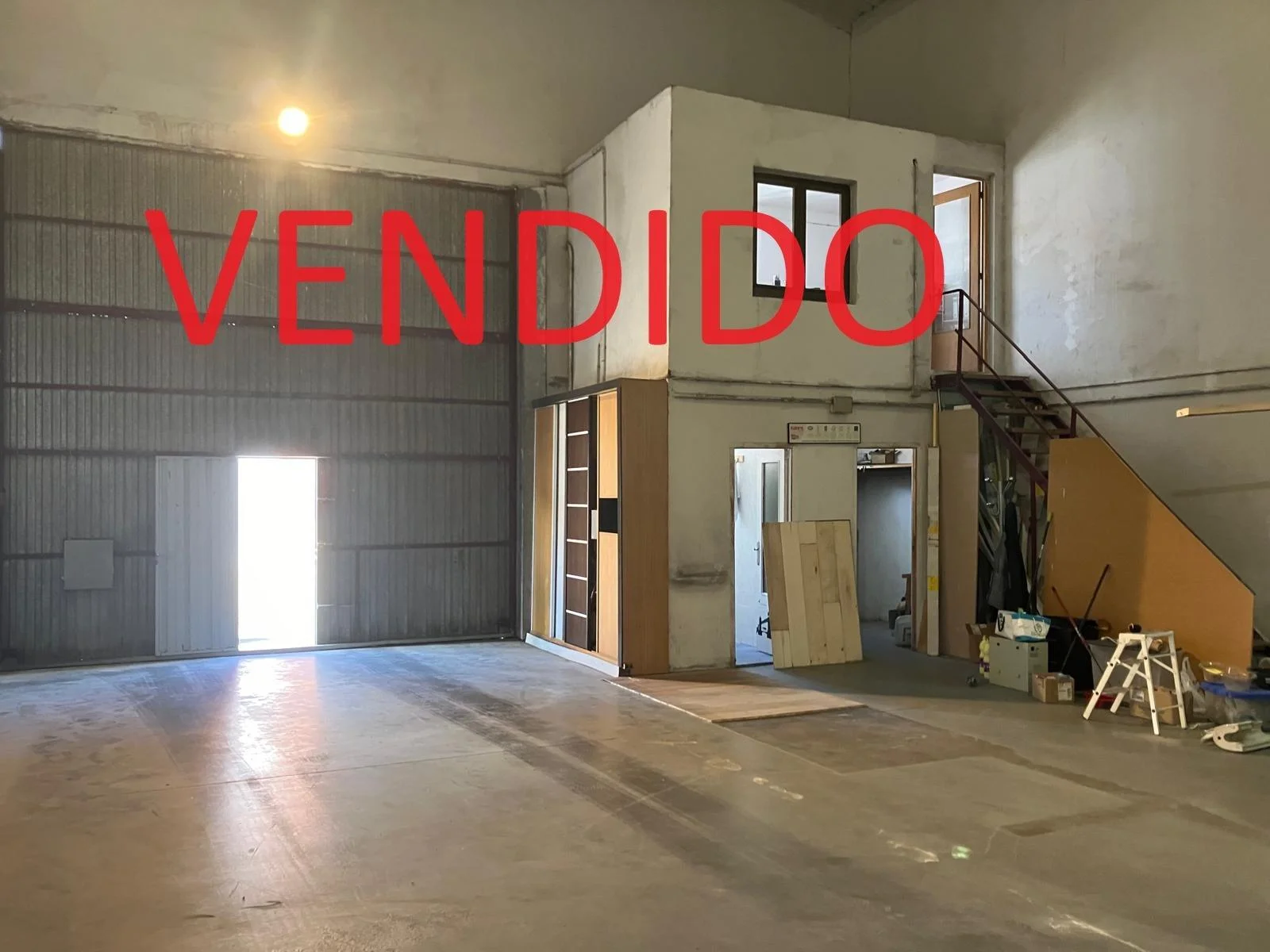 Nave industrial en Los Villares, 250 m²
