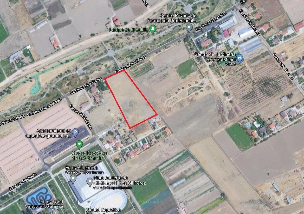 Parcela urbanizable de 10.627 m² en Cabrerizos